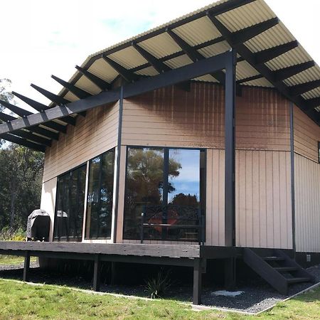 Bay Of Fires Eco Hut Off Grid Experience At Binalong Bay Villa Exteriör bild